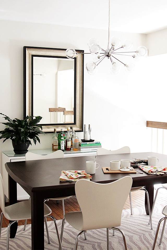 Decorating a rental: Swap your dining room light fixture for a sputnik chandelier | A Girl Named PJ