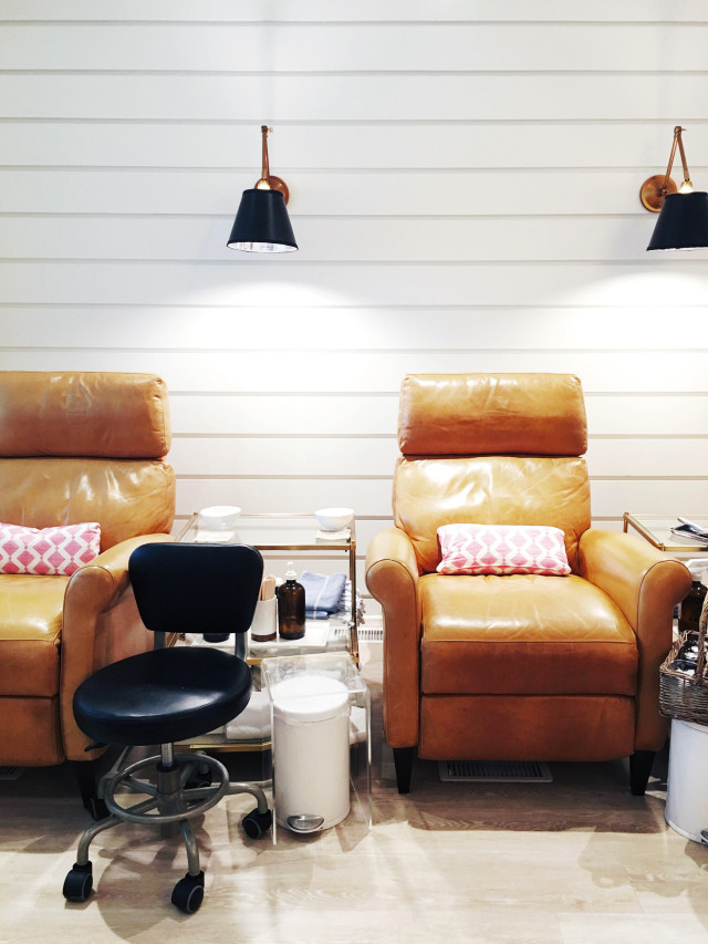 Spent a day during my blog hiatus getting manicures at Varnish Lane nail salon with a friend. | A Girl Named PJ