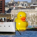 A giant rubber ducky & some Friday links